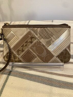 Coach Vintage Y2K Brown Metallic Patchwork Signature Wristlet